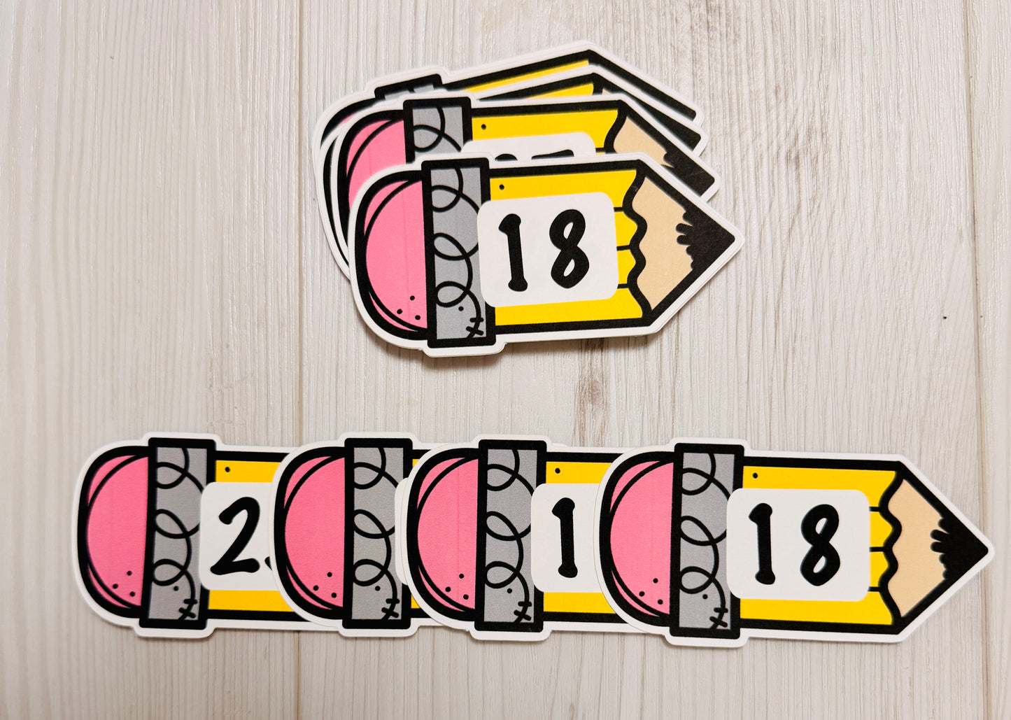 Pencil Desk Numbers 1-30 | Student Desk Labels | Classroom Desk Numbers